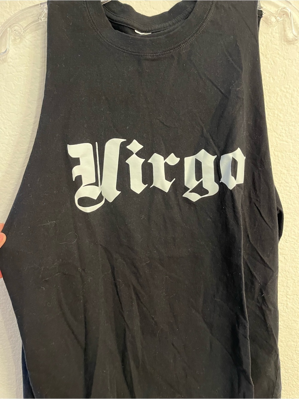 BLACK COTTON VIRGO TEE